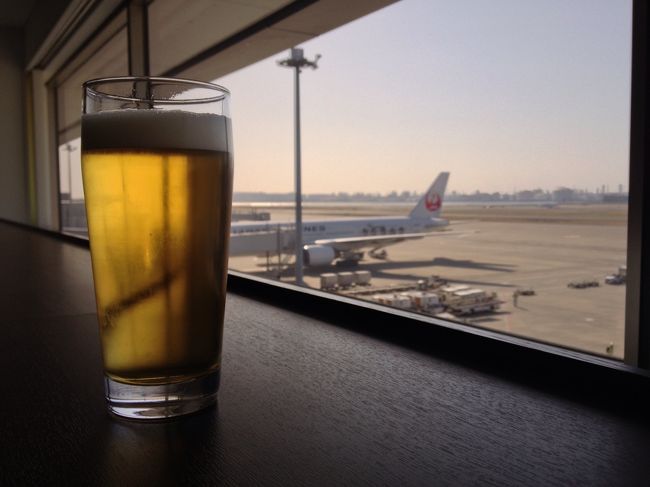 さて、まだ昼なのですが、軽く。