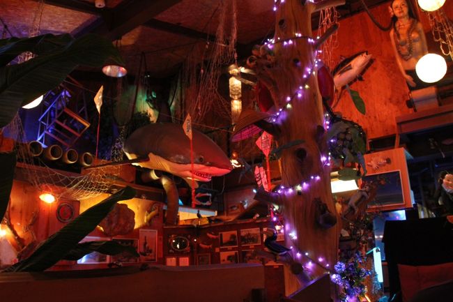 焼肉の後に、デザートを頂けるのですが、別の場所に移動して頂きます。その店の雰囲気です。