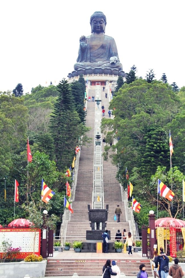 香港街歩き Vol 3 もう一つの香港を探しに ランタオ島の天壇大仏と昔懐かしき水上家屋を訪ねて 香港 香港 の旅行記 ブログ By Window Sideさん フォートラベル