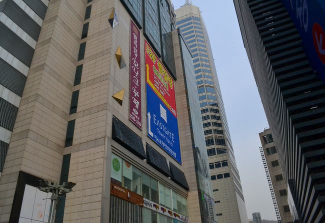 東和市場のほうを回って、遠回りしてヘビチュスパワールドさんへ。<br />