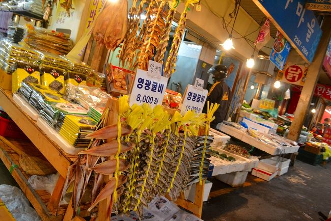 広蔵市場を歩いてみます。<br /><br />広蔵市場<br />http://www.konest.com/contents/shop_mise_detail.html?id=1367<br />