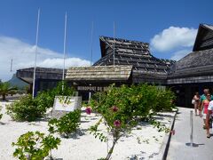 続いて、４日から５日目は、９月にリニューアルしたばかりのランギロア島のホテル・キアオラに宿泊しました。
ランギロア島までは国内線で約１時間です。