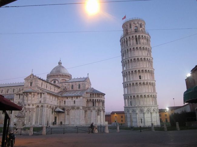 なごりおしいですが、ドゥオーモ広場を後にします。