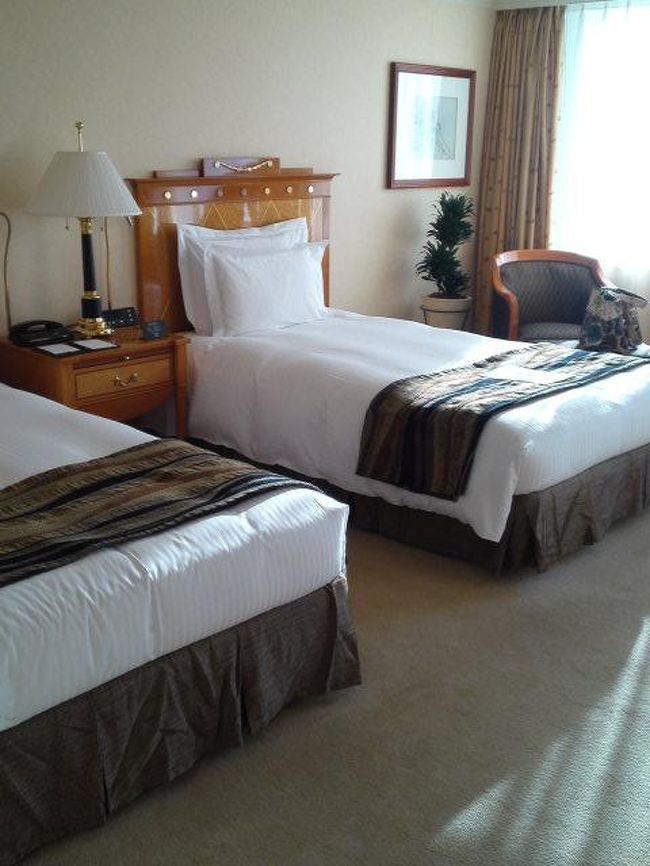 部屋は４７階の西側。