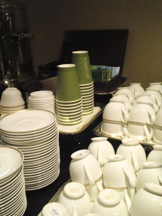 最後にデカフェのみました。