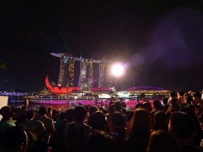 エスプラネード・シアター・オン・ザ・ベイに向かいます