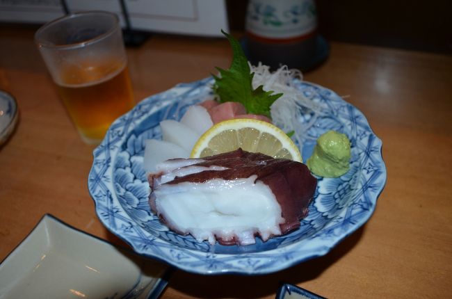 夕食はホテル近くの「居酒屋　恩納つばき」へ<br />ホテルムーンビーチは周辺に美味しい飲食店やショップが多くあり便利です