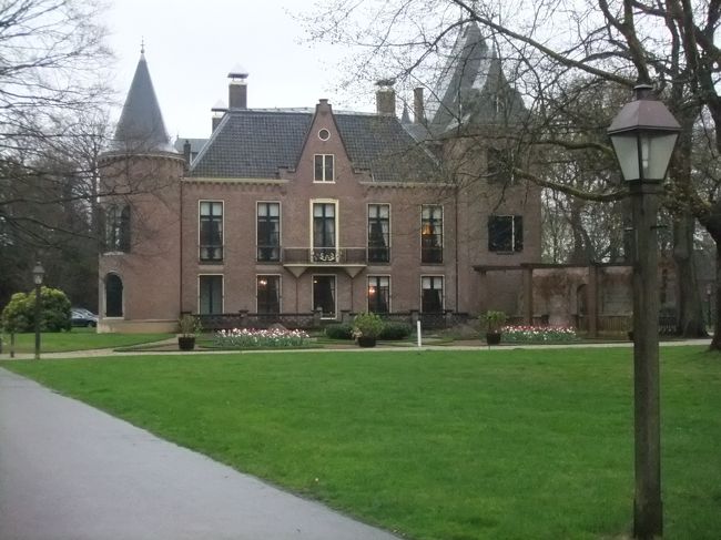 公園内のお城の素敵です。