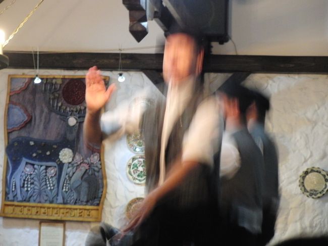 フォークロアディナーショー<br />なんとここでカメラのバッテリーが終了(@_@。<br />