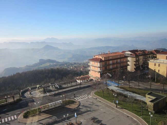 ティターノ山にあるサン・マリノからの風景はすばらしいです。