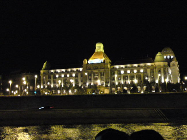 ドナウ川ナイトクルーズ