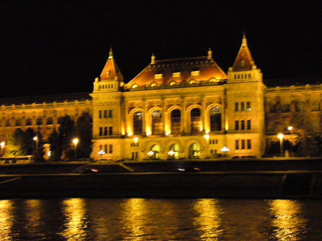 ドナウ川ナイトクルーズ