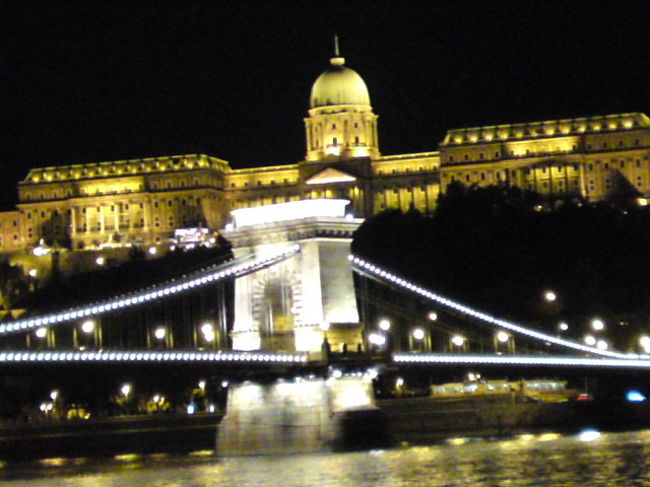 ドナウ川ナイトクルーズ