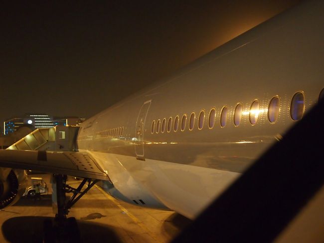 カタール、ドーハ経由で　帰国の途につきました。