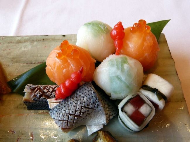 小肌酢〆　<br /><br />紅白手まり寿司　<br /><br />紅白千代呂木