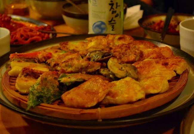 チヂミ盛り合わせ。<br /><br />牡蠣が美味しかったワン！<br />