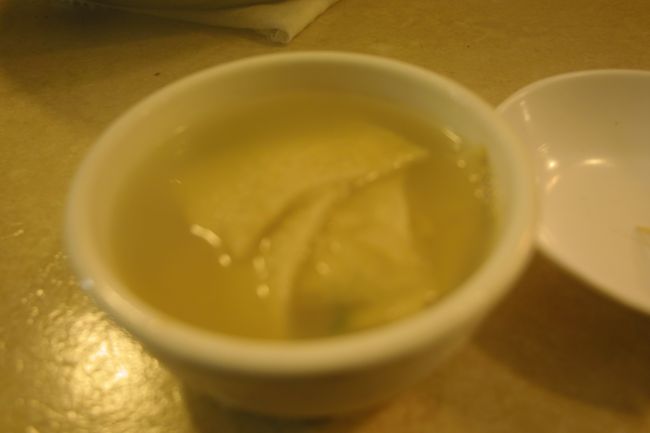 おでん。韓国のおでんっておいしい。<br />寒いからおでんのつゆが嬉しい!!!<br /><br /><br />ここはまた来ます。<br />おみやげ二人前を追加注文して日本にもって帰ります。