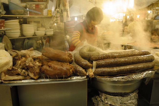 うん?これはスンデってやつかな???<br /><br /><br />ドラマでよく食べてるよね……どんな味なのかしら???