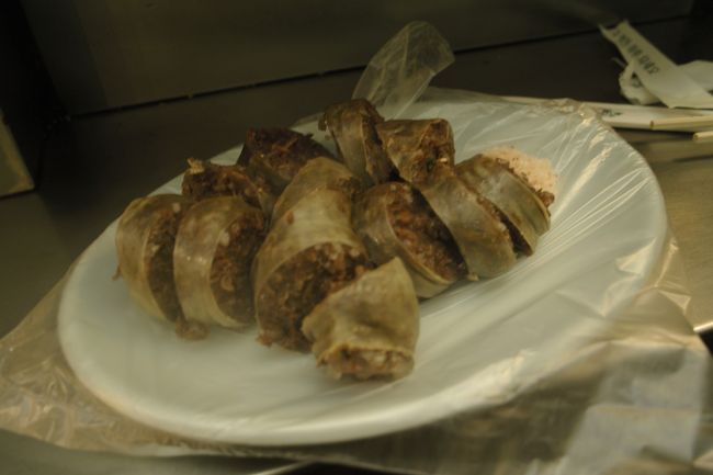 オモニ〜これはスンデですか〜？<br /><br />と言う事で食してみることに……