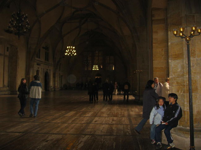 １５世紀当時としては最大級の大広間が残されています。