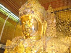 １１時５３分
仏像。
その後、昼食とホテルチェックイン。
宿泊は、マンダレーシティホテル。