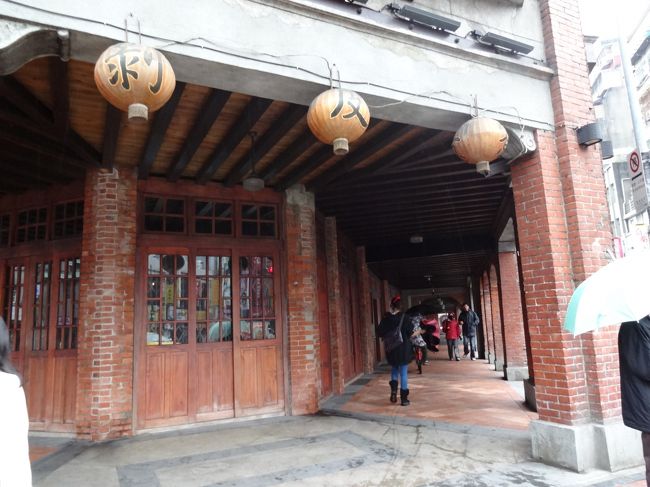 剥皮寮にやってきました。<br />龍山寺にはいつも来るのに、剥皮寮は初めてです。