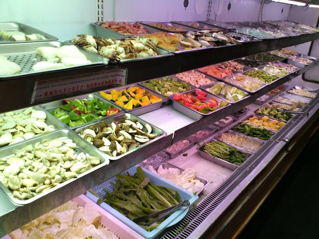 お野菜や練り物、魚介、モツ類も撮り放題です。