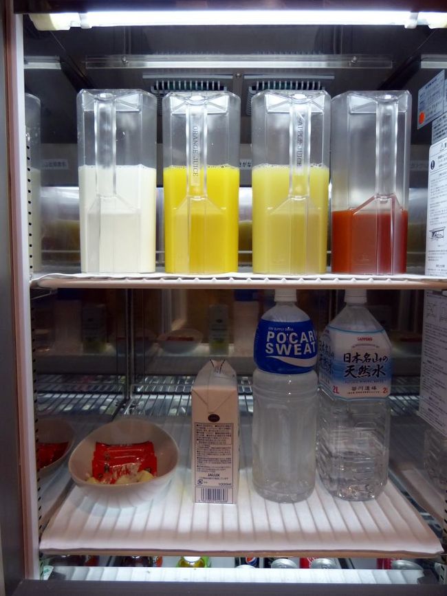 ミルク　<br /><br />ジュース　<br /><br />ポカリスウェットなど
