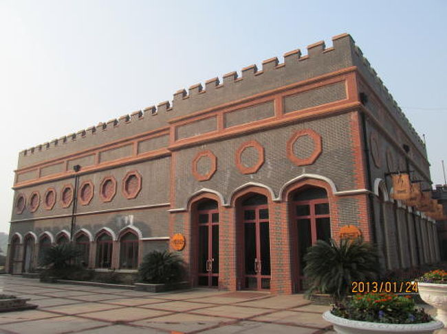 上海自来水展示館の建物。<br /><br />