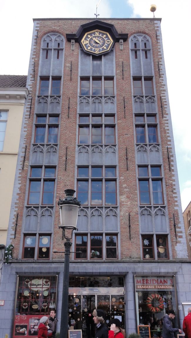 「時計」　ではありません。<br /><br /><br />「風向き」　です。