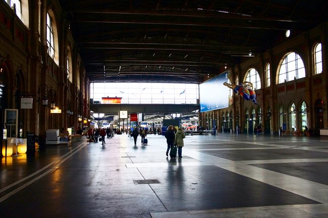 近郊の温泉街バーデンまで行ってみます。