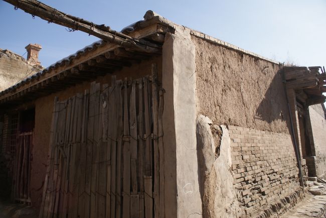 壁も柵も屋根も<br />言うことありません<br />