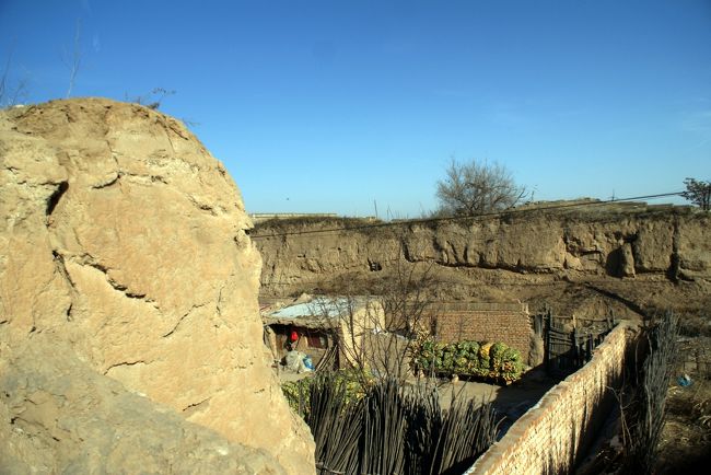 城壁の外にも家があります。<br /><br />