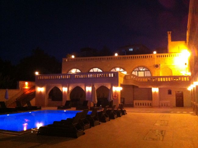 泊まった洞窟ホテル<br /><br />ディレクカヤ<br /><br />最高！<br />夜はベリーダンスショーを見ました