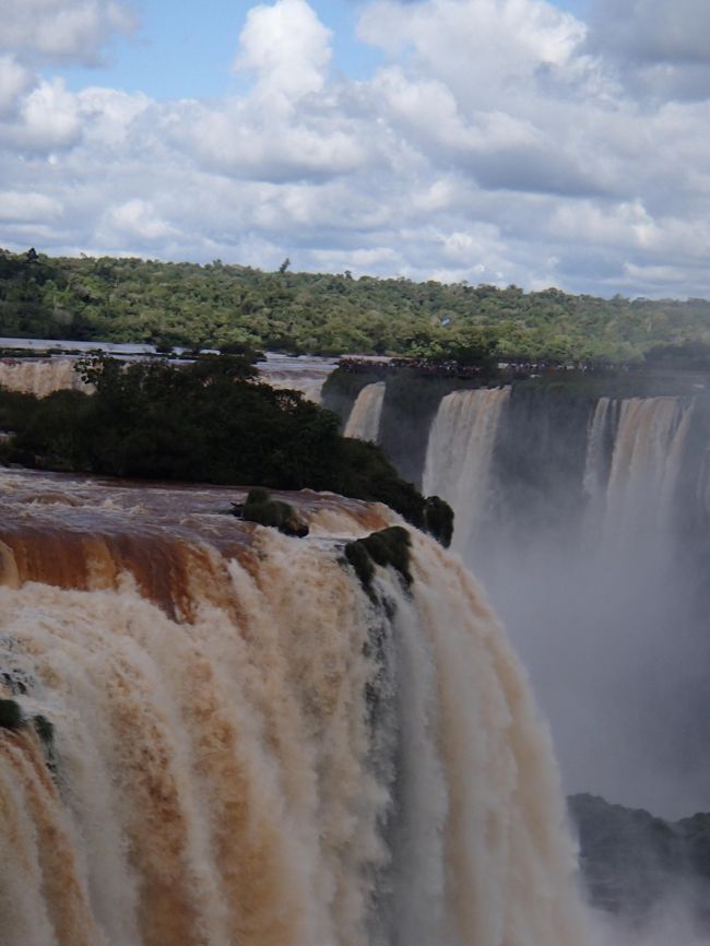 エレベータで、上へあがる。