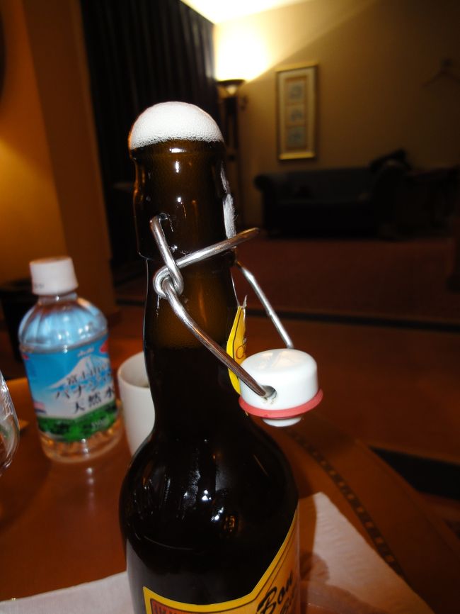 例の王冠が発明される前のキャップ。<br />ちょっと気分が盛り上がりますデス☆