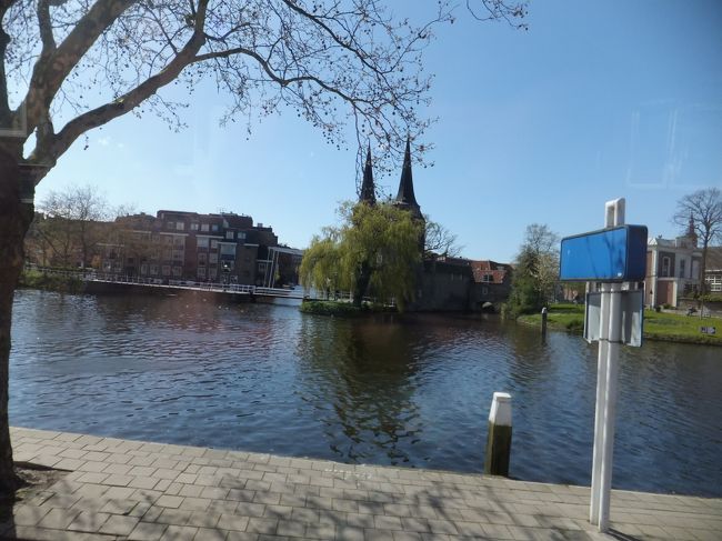 デルフトを後にキンデルダイクに向けてバス移動です。