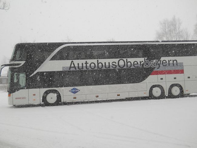 バスは新しかった。<br /><br />トイレ完備。