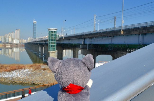 電車でも見るか・・・。