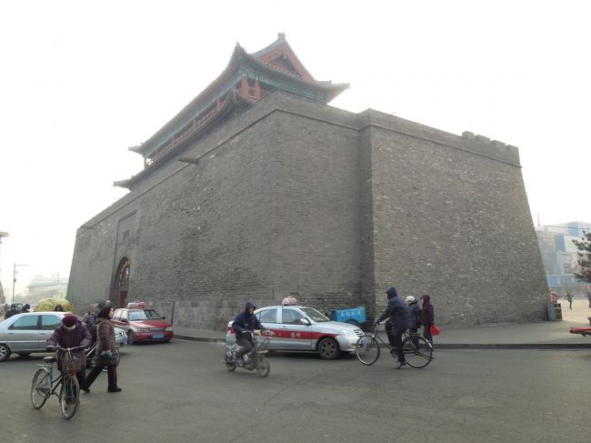 南門（昌平門）を回り込んで旧市街に。<br />