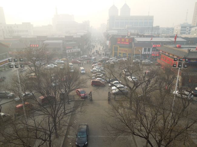 南側<br />先ほど来た大通りです。<br />