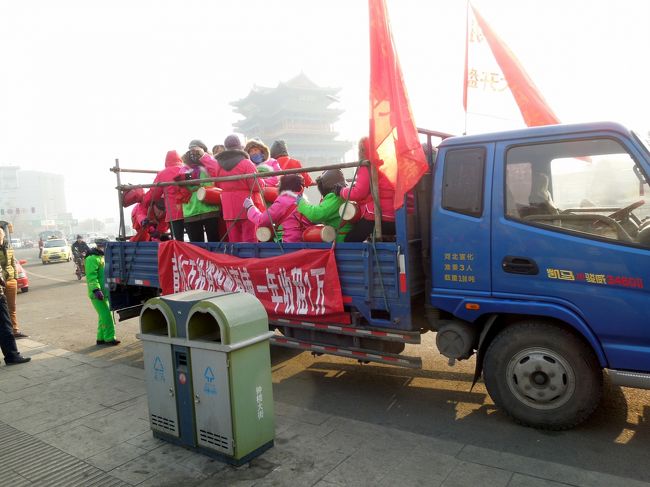 どうやらどっかの店舗開店の宣伝のようです。<br />人騒がせな…<br />