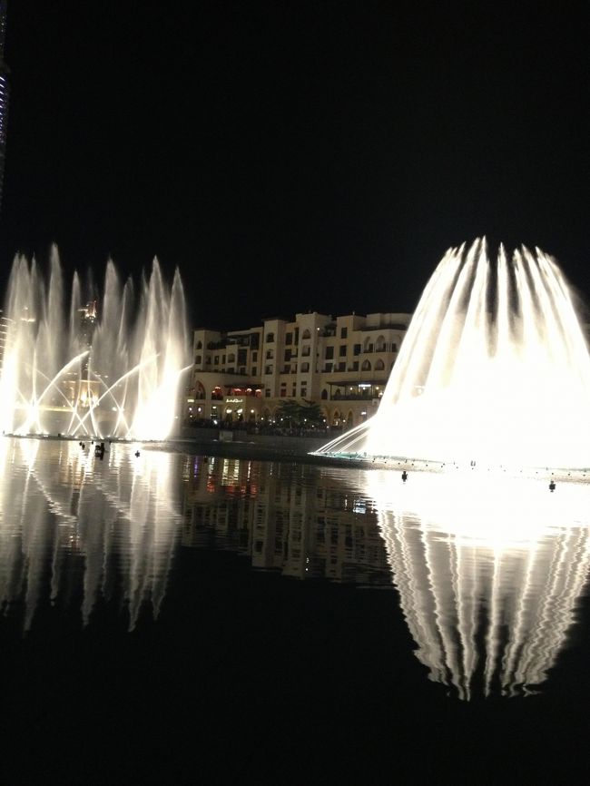 上からより下で見た方が絶対にいいです<br />無料だし、音楽が流れていてなかなか迫力あって良かったです<br />これはおススメです