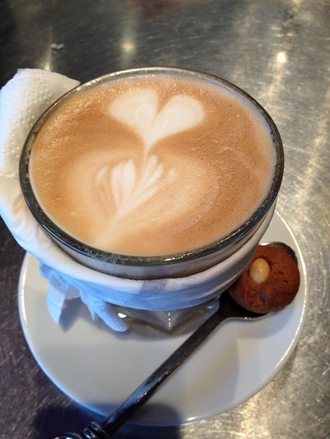 今回何杯のカプチーノを飲んだことか…<br />これはどこで飲んだのかｗｗ