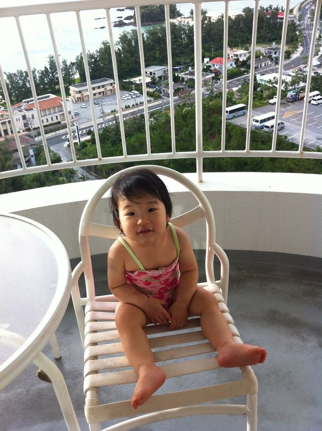 早速水着に着替えて・・・<br />あれ。水着似合ってない・・・。