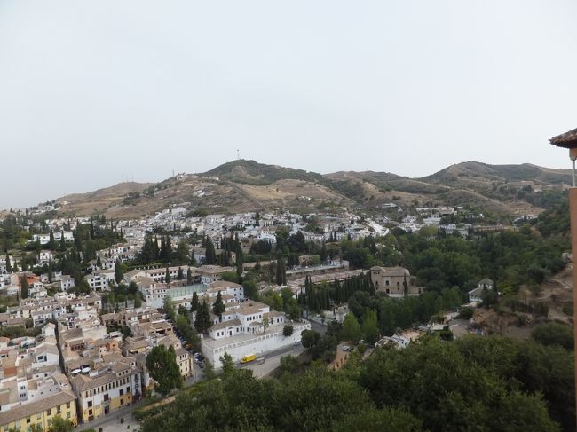 アルバイシン地区が一望できます。