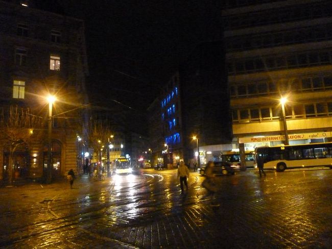 どこにでもある地方都市の趣きです。