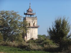 監視塔
現在は、登れないとのことでした。