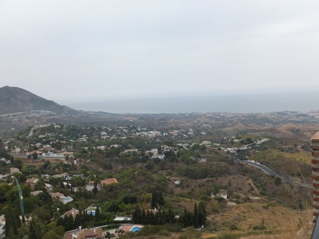 展望台より<br />残念ながら、この時は曇っていて、素晴らしい景色を見る事ができませんでした。<br />