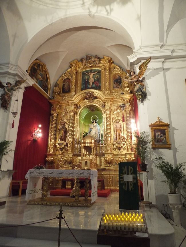 町の教会で、親しみやすい感じがしました。